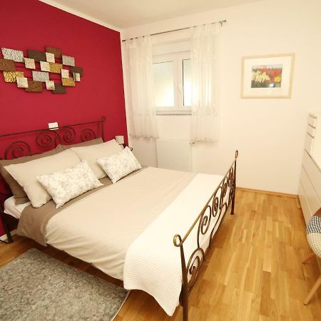 Apartman Nebo Pula Eksteriør billede